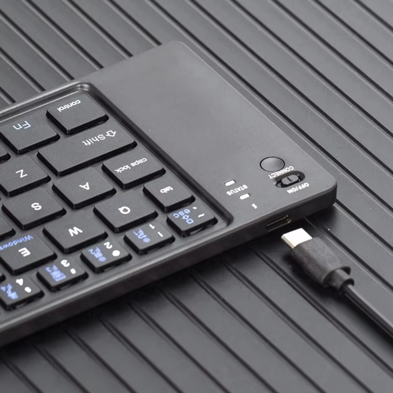 Zweifache-Bluetooth-Tastatur-mit-magnetischem-Verschlusstragbare-Mini-Bluetooth-Tastatur-wiederaufla-2023921-5